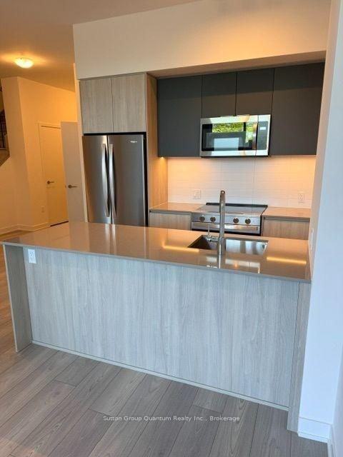 5858 Yonge Street - Photo 2 of 30
