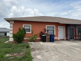 1043 Abrams Blvd - Photo 1 of 1