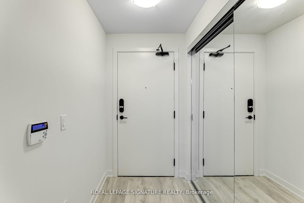 135 Lower Sherbourne Street #2729 - Photo 2 of 40
