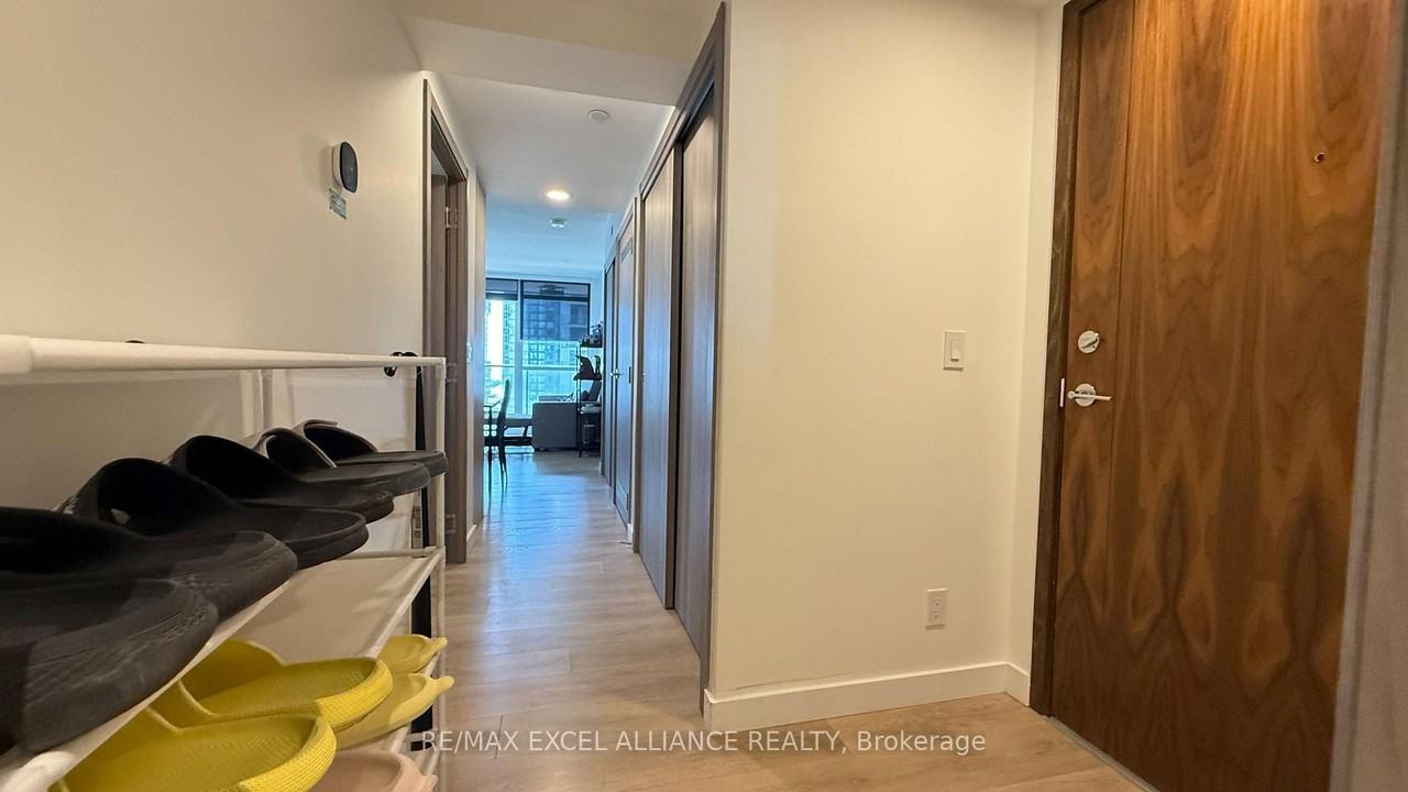 38 Widmer Street #3506 - Photo 5 of 34