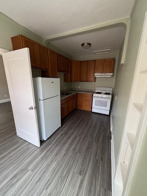 1900 26th Ave #309 - Photo 5 of 6