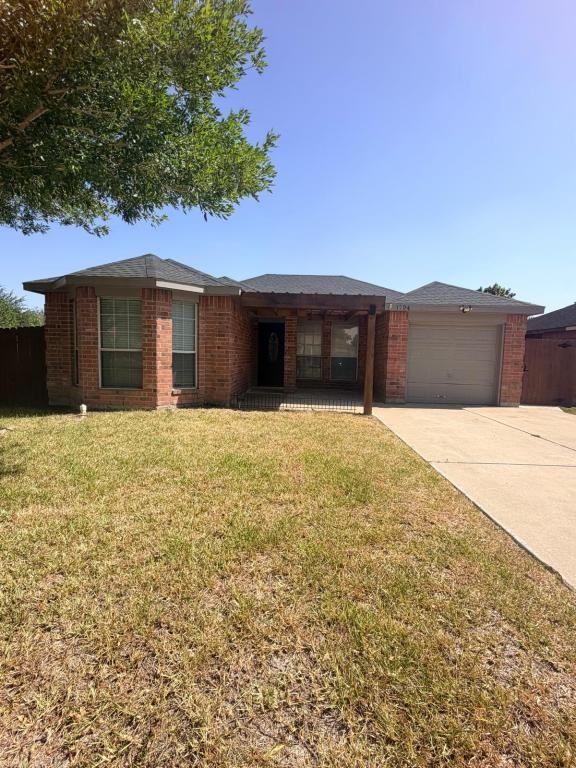 1724 Wilcox Dr - Photo 2 of 15