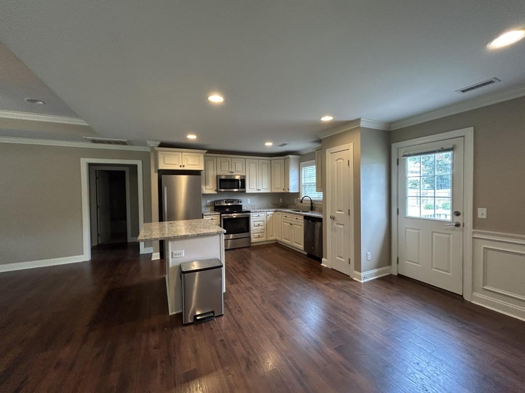 2812 Berry Patch Ct - Photo 4 of 14