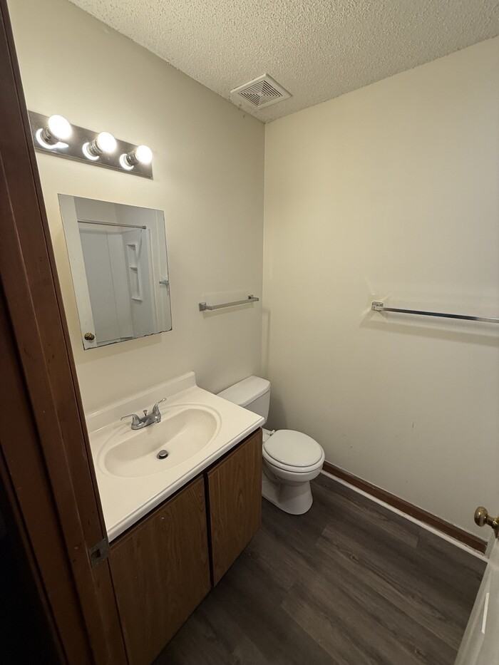3530 Ivy Commons Dr #301 - Photo 7 of 8