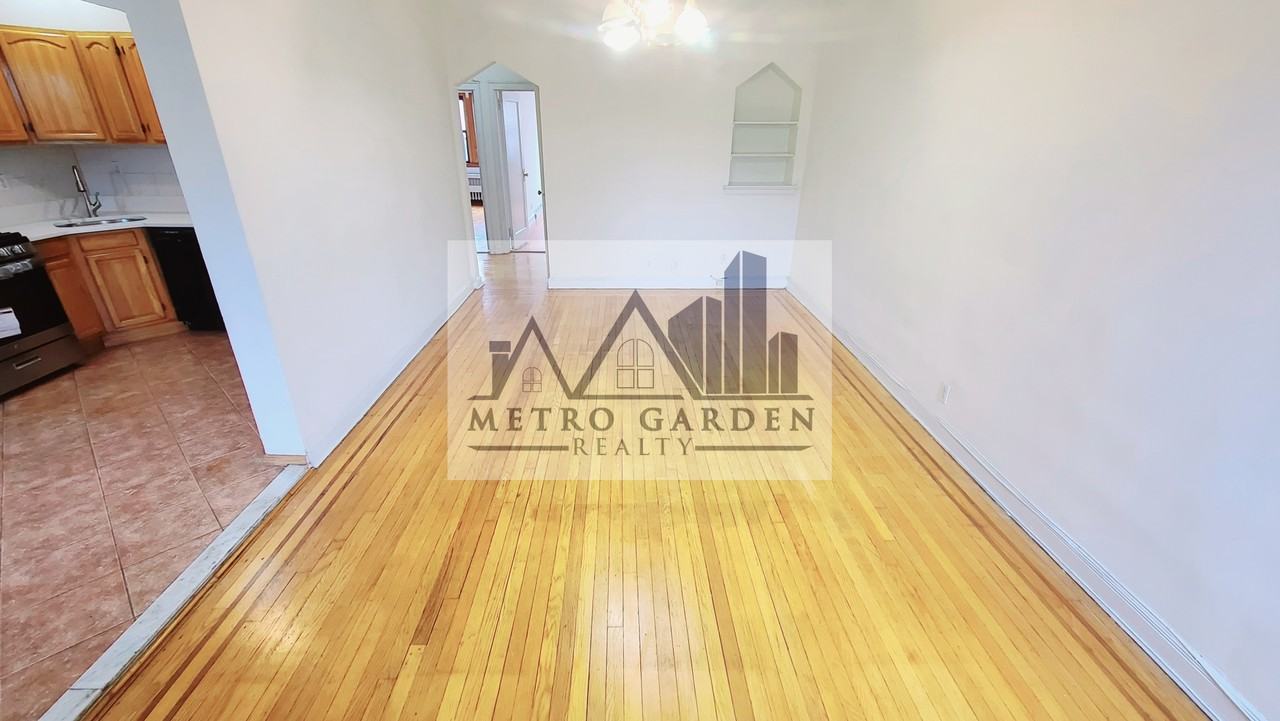85-78 66th Avenue - Photo 7 of 24