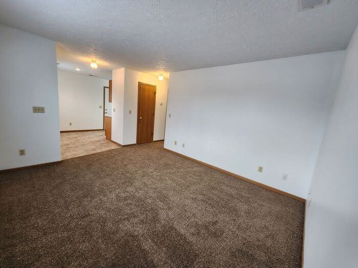 3160 N 19th St - Photo 6 of 7