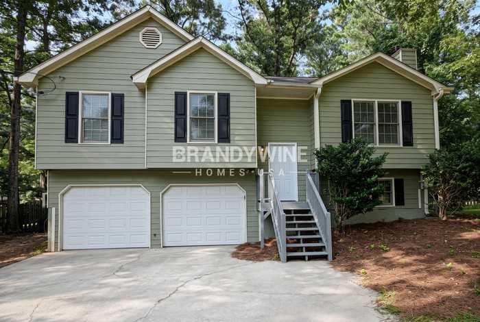413 Braxton Dr - Photo 2 of 25
