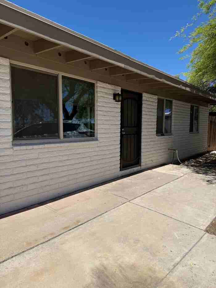 7231 E Irvington Rd - Photo 2 of 36