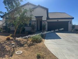featured image of 8722 W Tara Ct