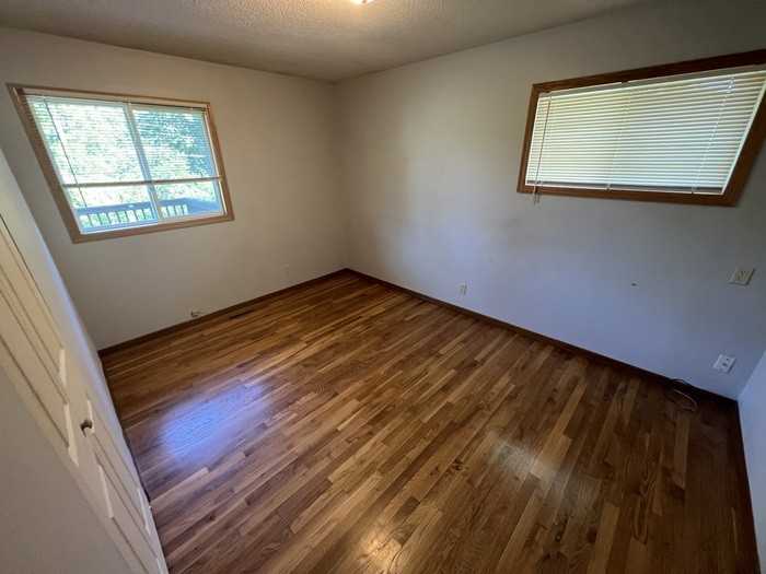 11828 Monroe Cir Ne - Photo 7 of 20