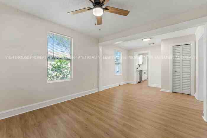 1873 W 12th St - Photo 6 of 22
