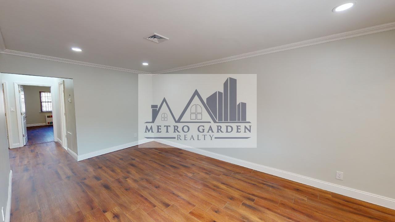 85-77 66th Avenue - Photo 4 of 49