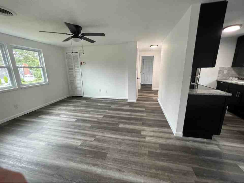 18 Waltess Road - Photo 4 of 8