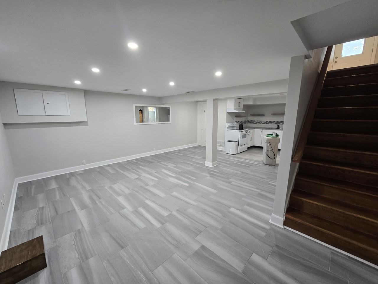 3 Brenda Court - Photo 4 of 8