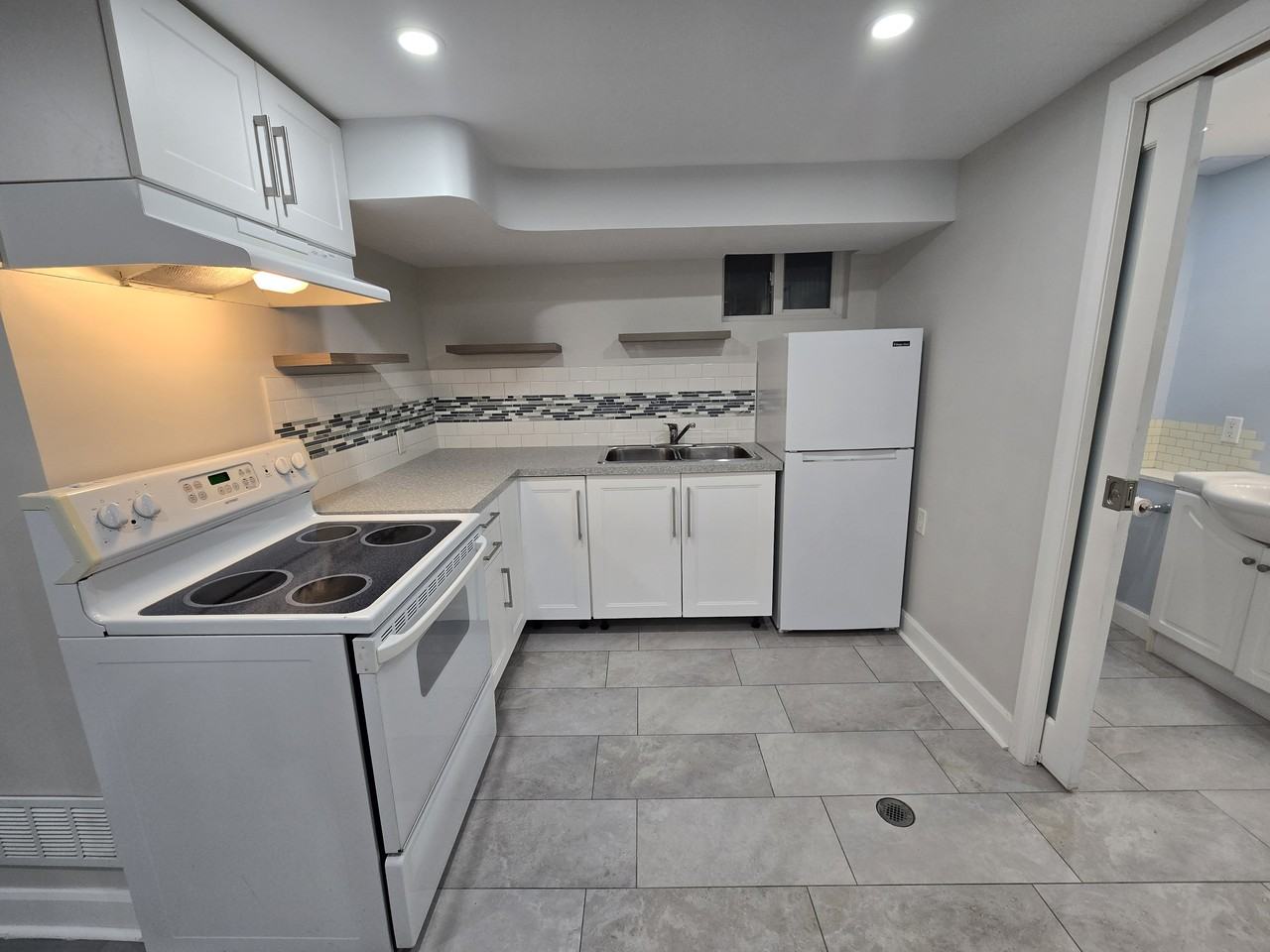 3 Brenda Court - Photo 2 of 8