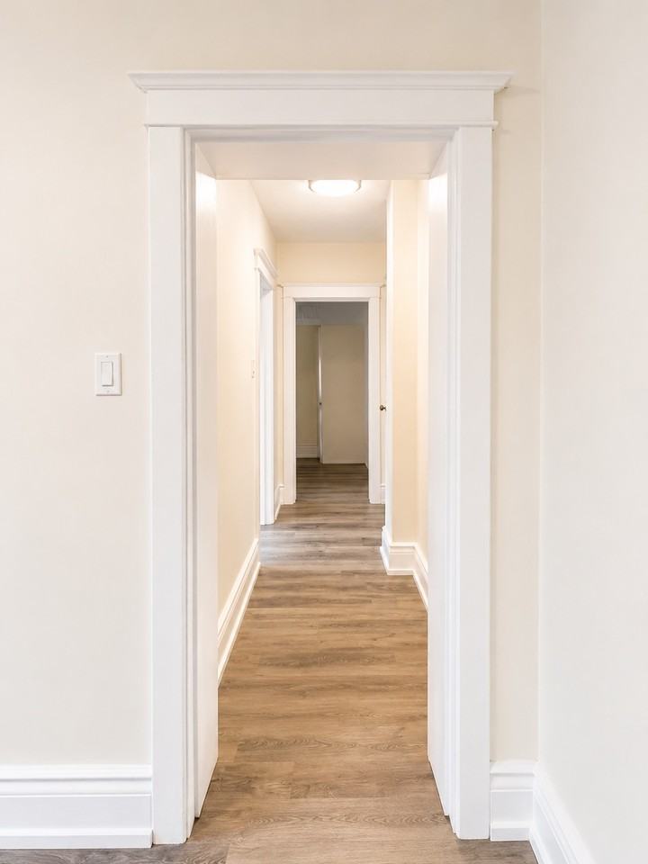 624 Main Street East #4B - Photo 6 of 10