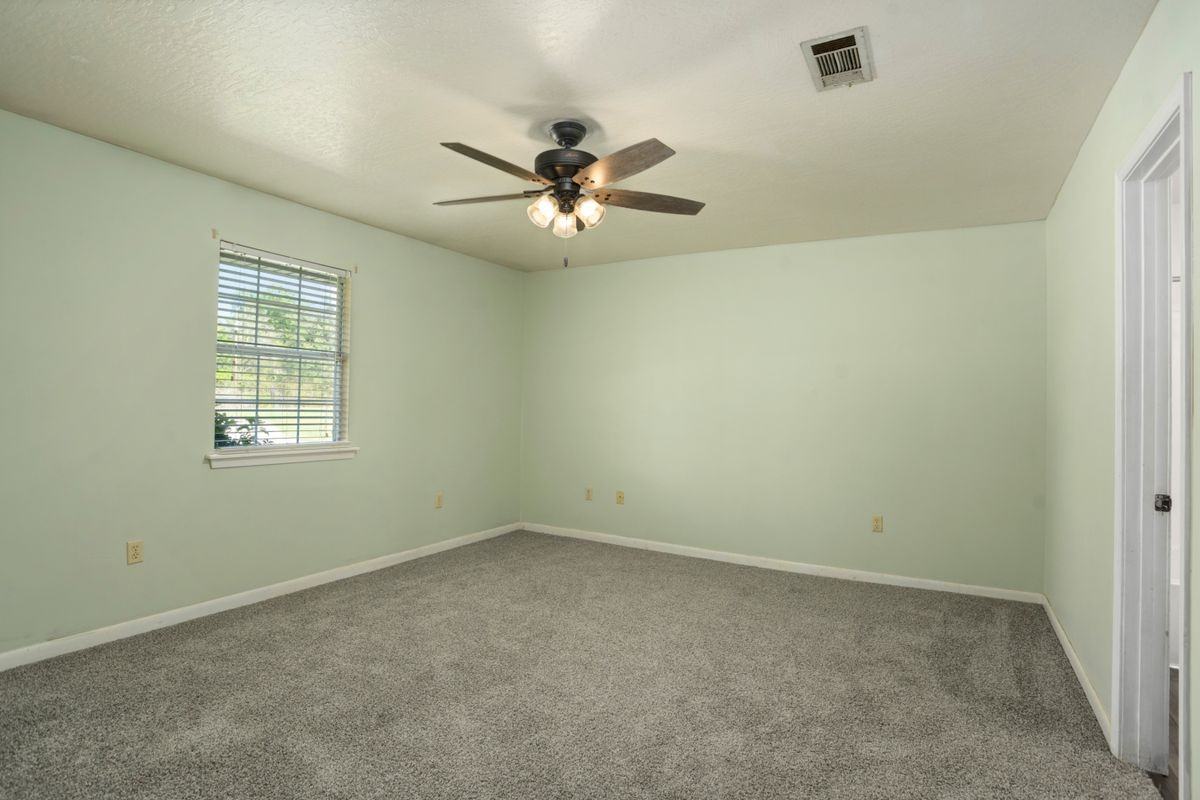 155 Goodluck Rd - Photo 5 of 11