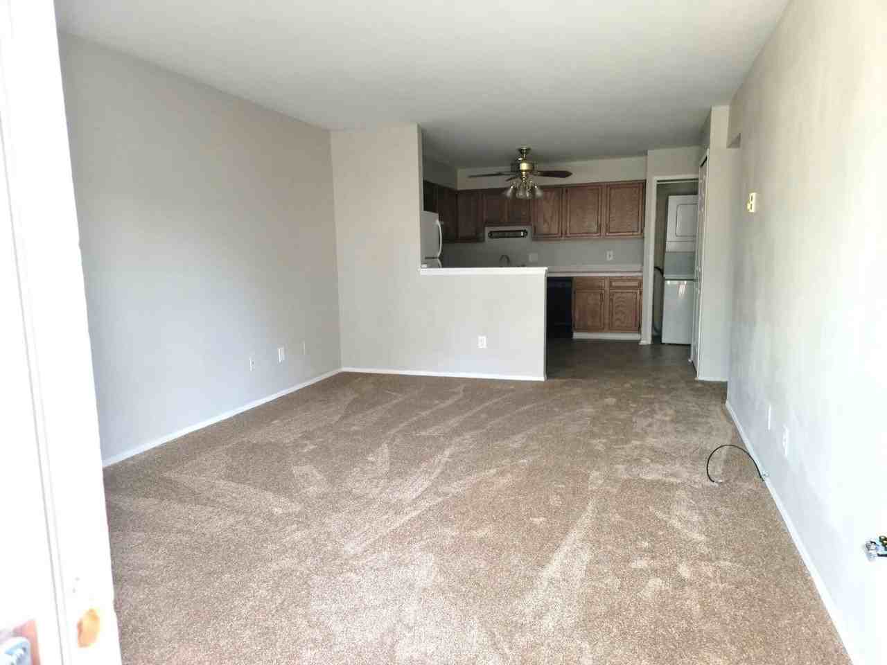 341,351,361 Spring Street - Photo 2 of 26