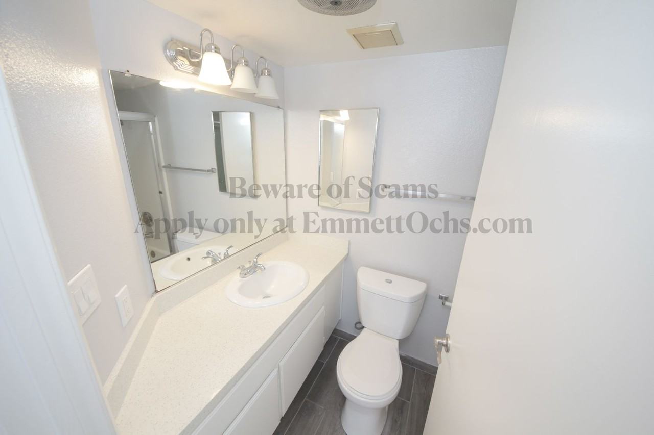 Amherst Heights - Photo 7 of 35
