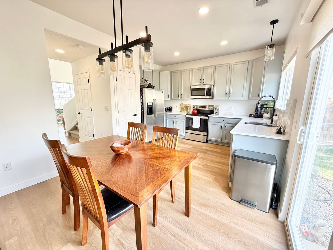 387 Ivory Cir - Photo 7 of 14