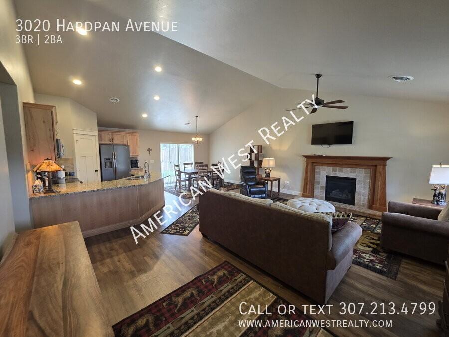 3020 Hardpan Ave - Photo 2 of 16