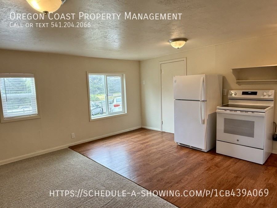 20 Graham Ave #2 - Photo 5 of 6