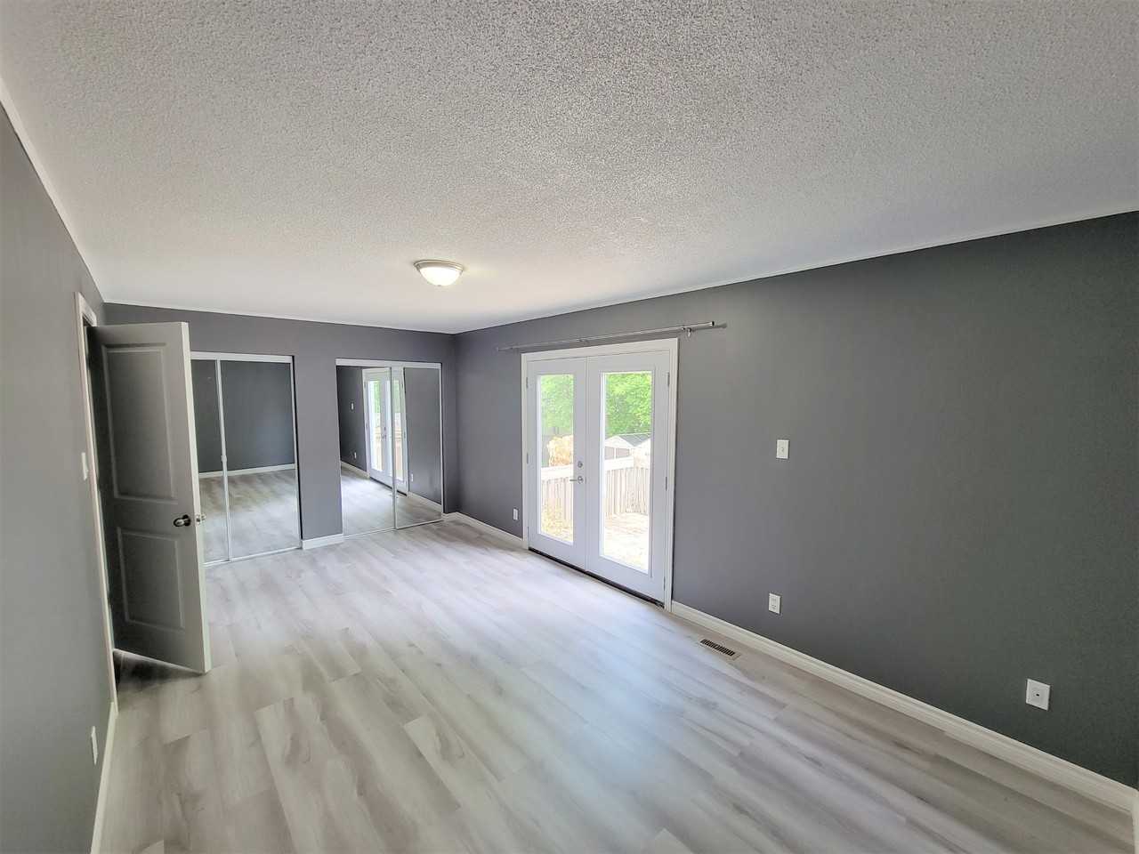 78 Lyman St - Photo 4 of 17