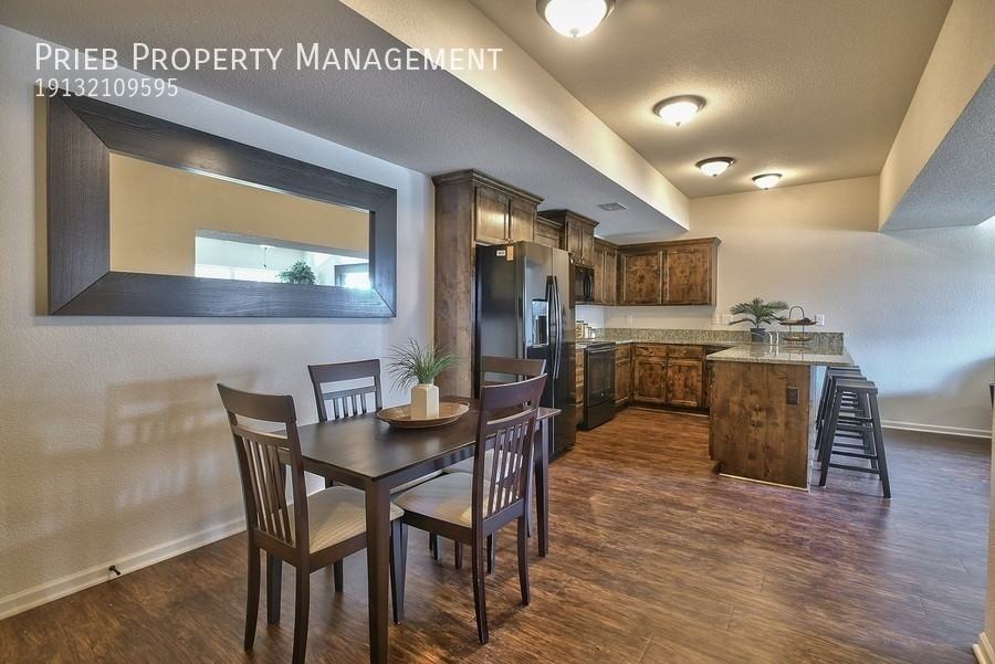 21677 W 126th Ter #23 - Photo 4 of 26