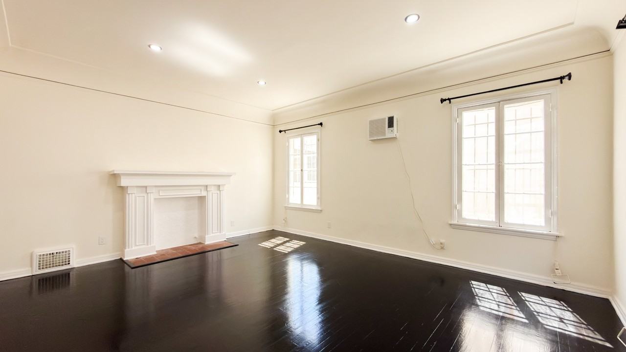 201 S Alexandria Ave #103 - Photo 2 of 25