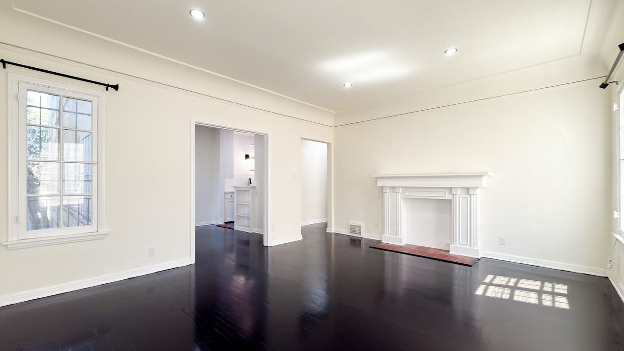 201 S Alexandria Ave #103 - Photo 3 of 25