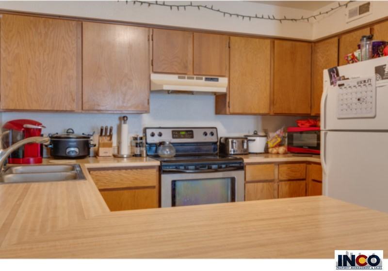 131 S Zang Way #D - Photo 2 of 23