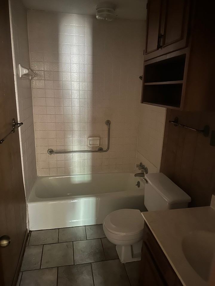 1927 Madera Dr - Photo 7 of 12