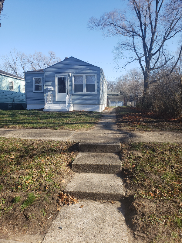 4181 Buchanan St