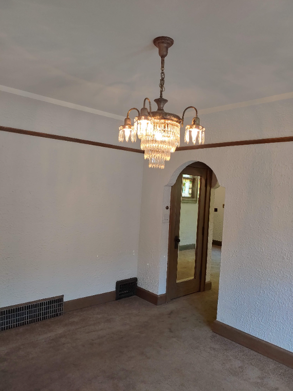 1711 N 69th St - Photo 5 of 32