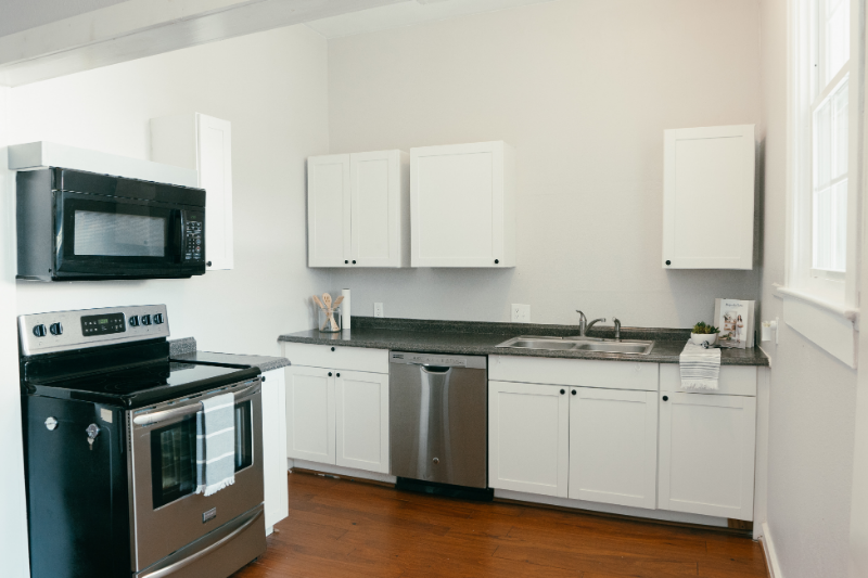 1002 W Mulberry Ave #1 - Photo 5 of 21