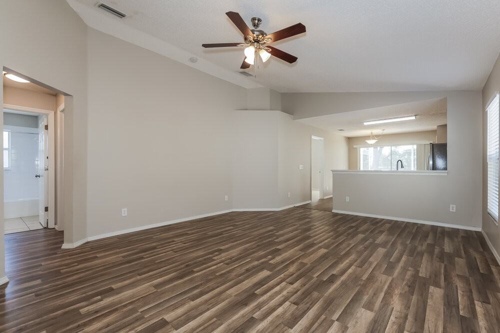 8733 Morrison Oaks Ct - Photo 4 of 16