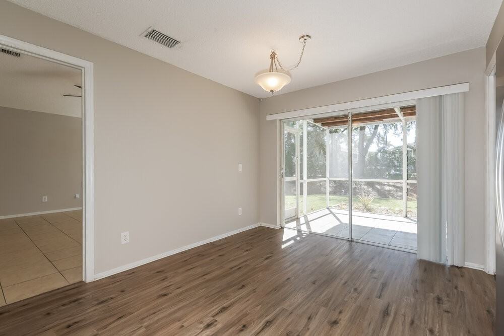 8733 Morrison Oaks Ct - Photo 5 of 16