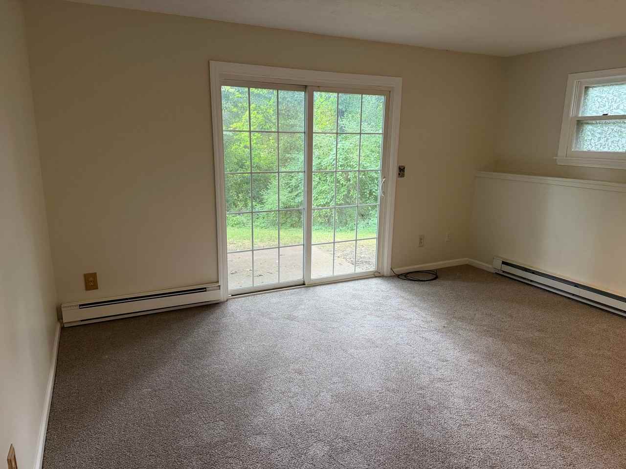 72 Marsh Rd #11 - Photo 5 of 10
