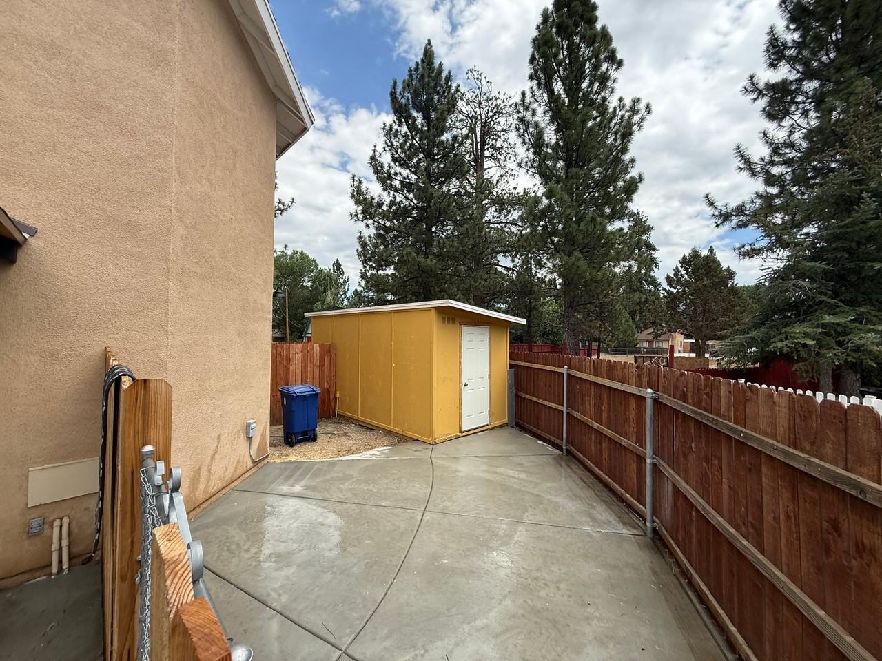 1044 Circle Dr #C - Photo 3 of 14