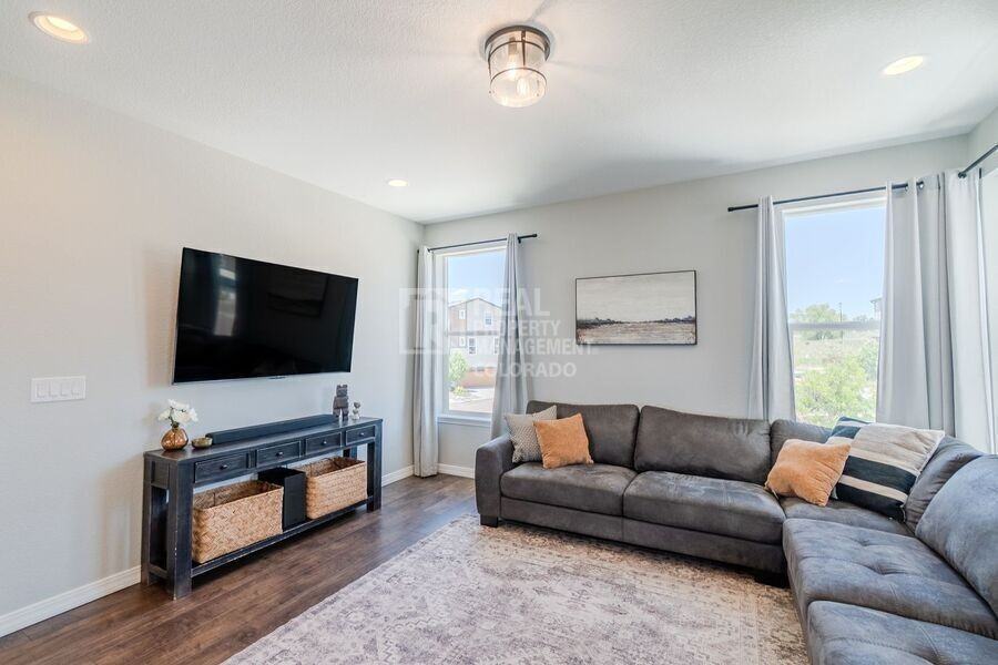 4121 Tree Creek Trl - Photo 3 of 26