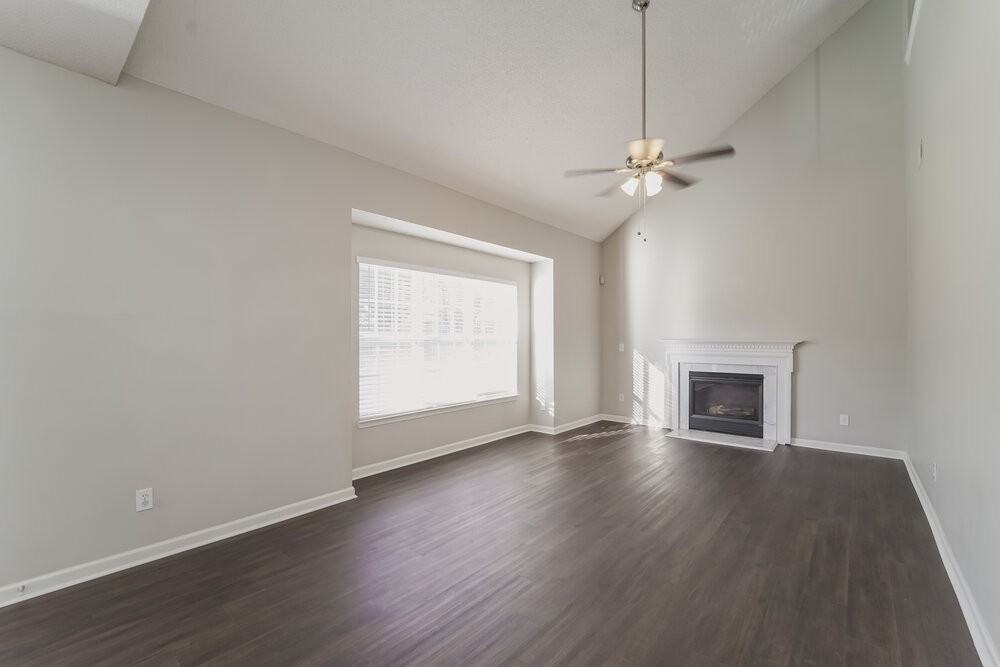 2700 Hampton View Ct - Photo 6 of 20