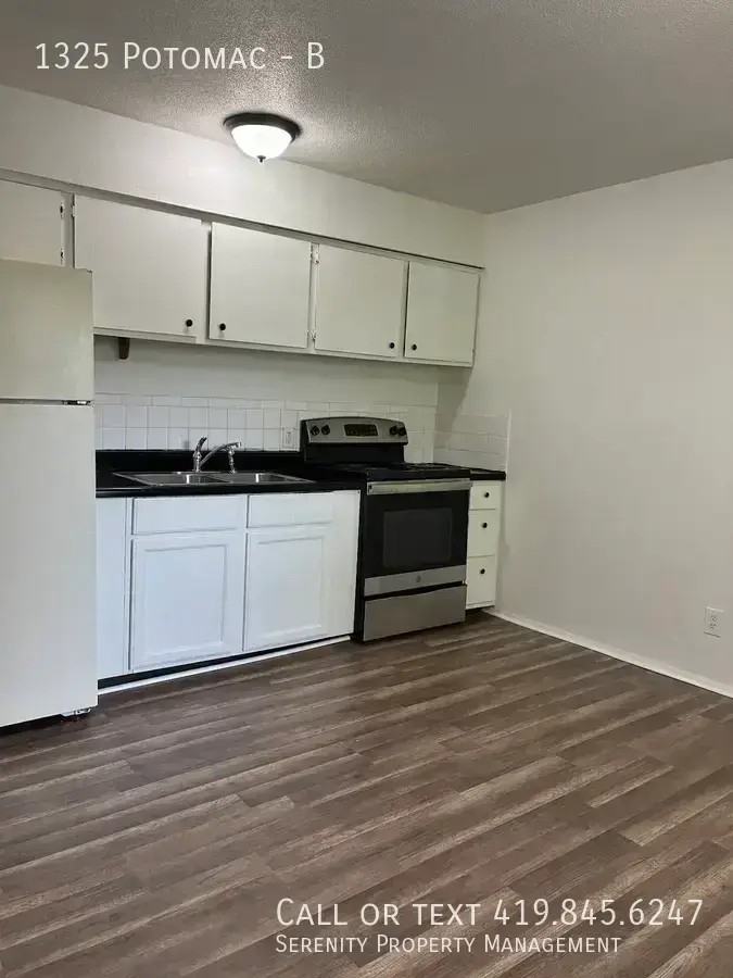 1325 Potomac Dr #B - Photo 3 of 6