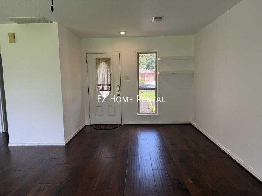 12431 Westwold Dr - Photo 4 of 29
