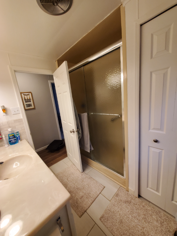 135 Whitlock St - Photo 5 of 14