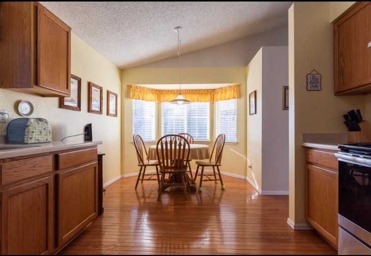 12542 Elm Ln - Photo 2 of 15