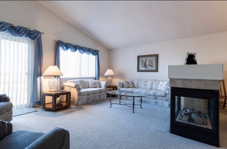 12542 Elm Ln - Photo 4 of 15