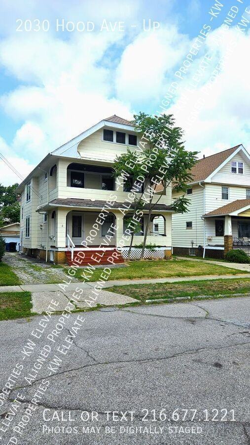 2030 Hood Ave #UP - Photo 2 of 20