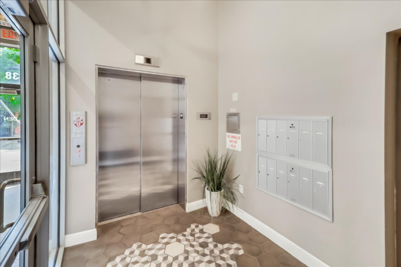 438 Selden St #203 - Photo 5 of 19