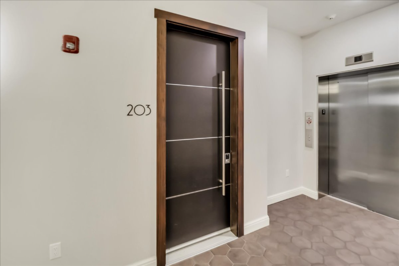 438 Selden St #203 - Photo 6 of 19