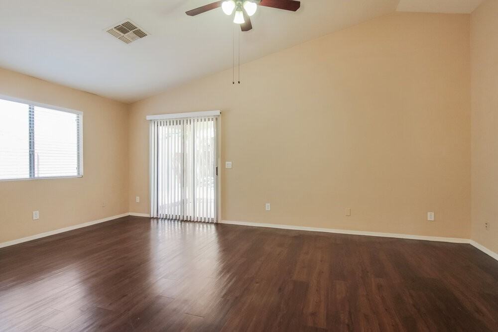 21818 W Sonora St - Photo 5 of 19